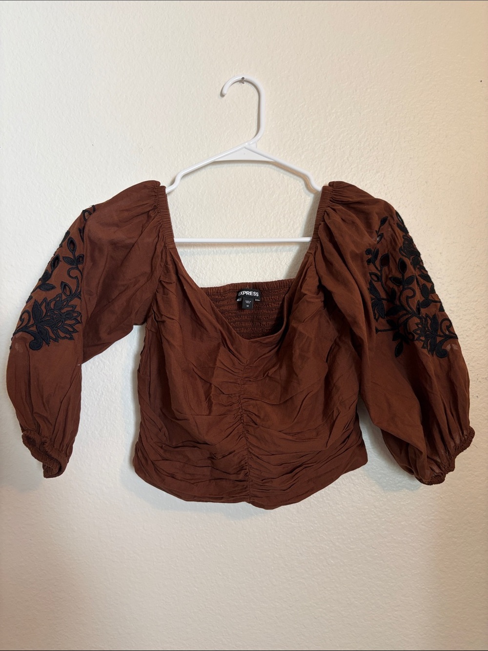 Express Size M Brown Puff Sleeve Top with Black Floral Embroidery
